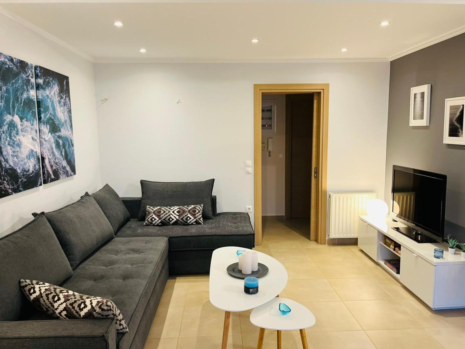 Apartment Irida *